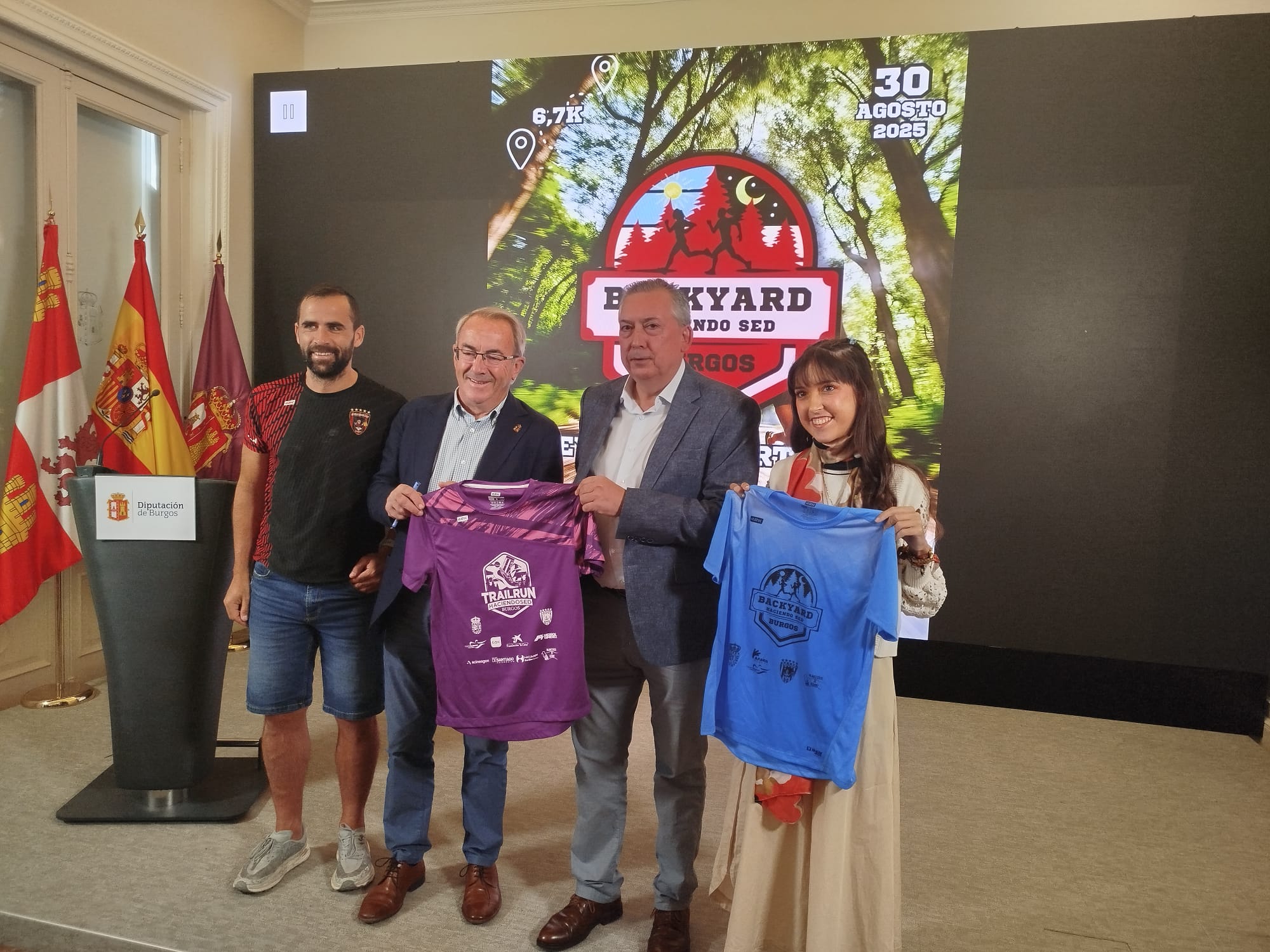 TRAIL SEDANO